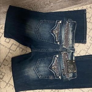Low Rise Miss Me jeans